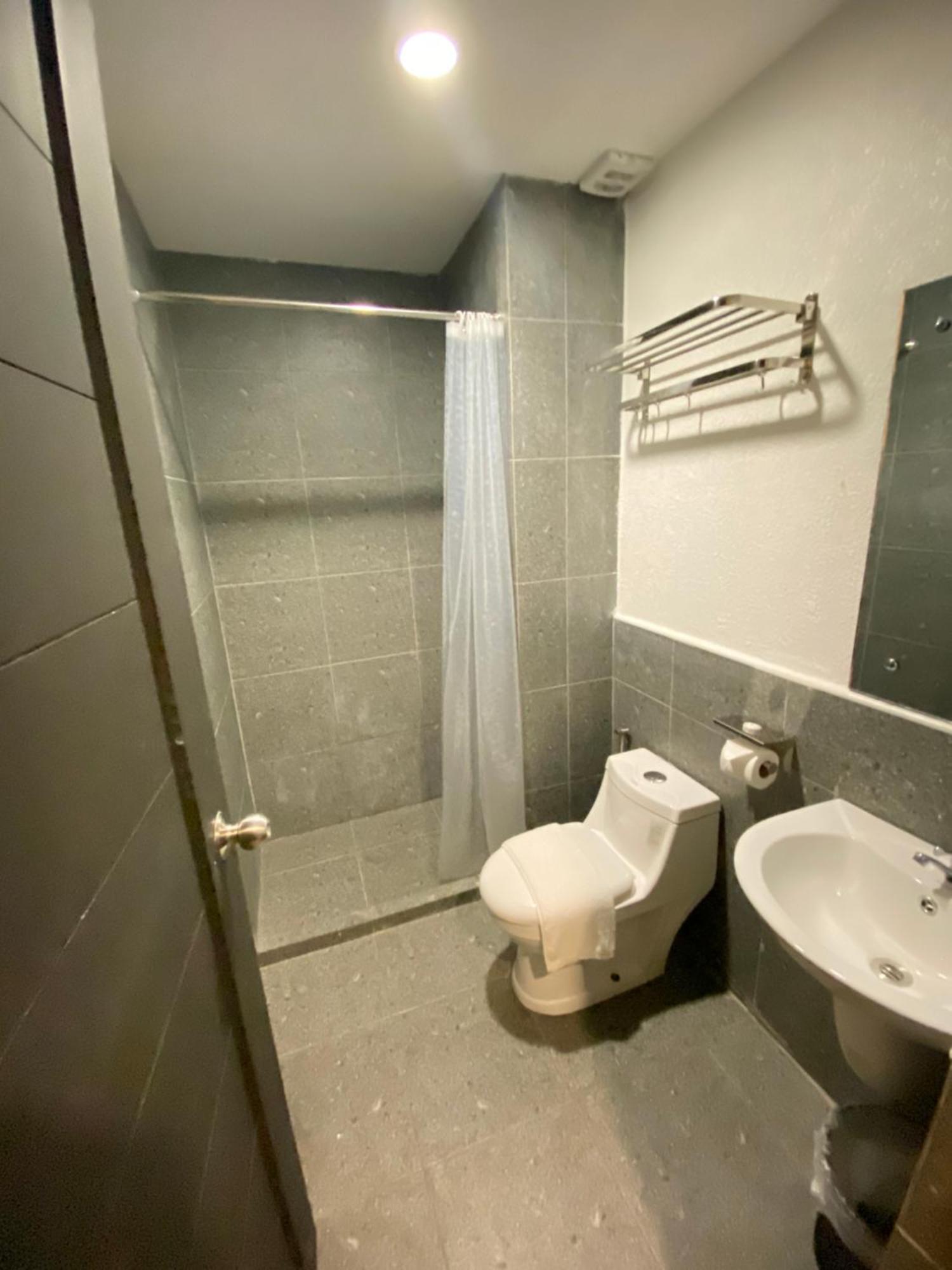 Rudolfo Suites Roxas Dış mekan fotoğraf